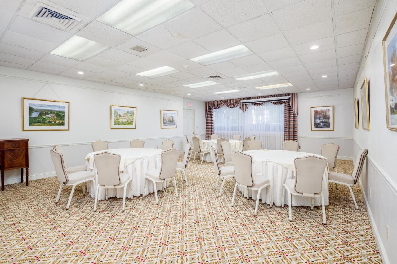 The Farmington Inn And Suites Exteriér fotografie